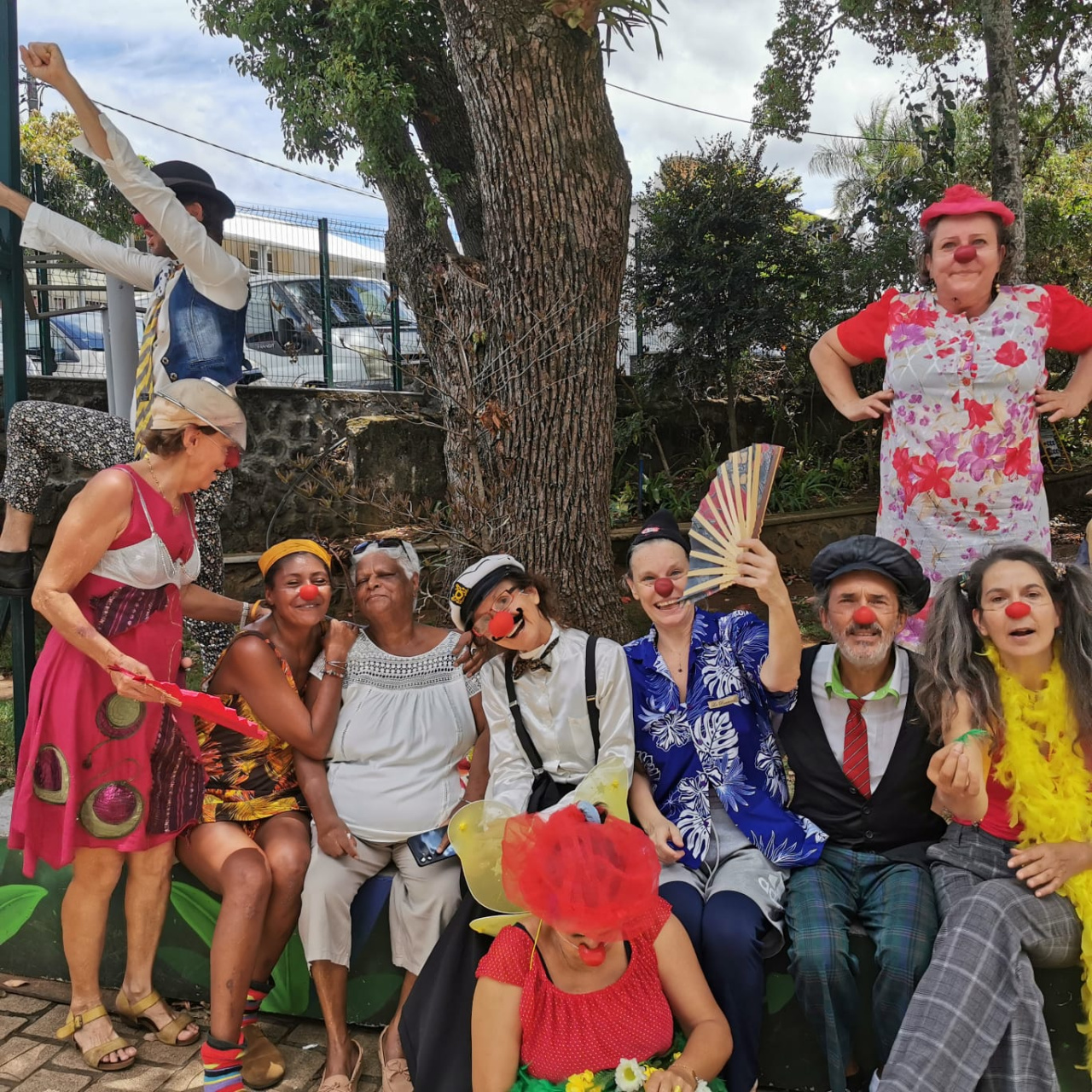 Image d'illustration pour : Les clowns dans le cirque